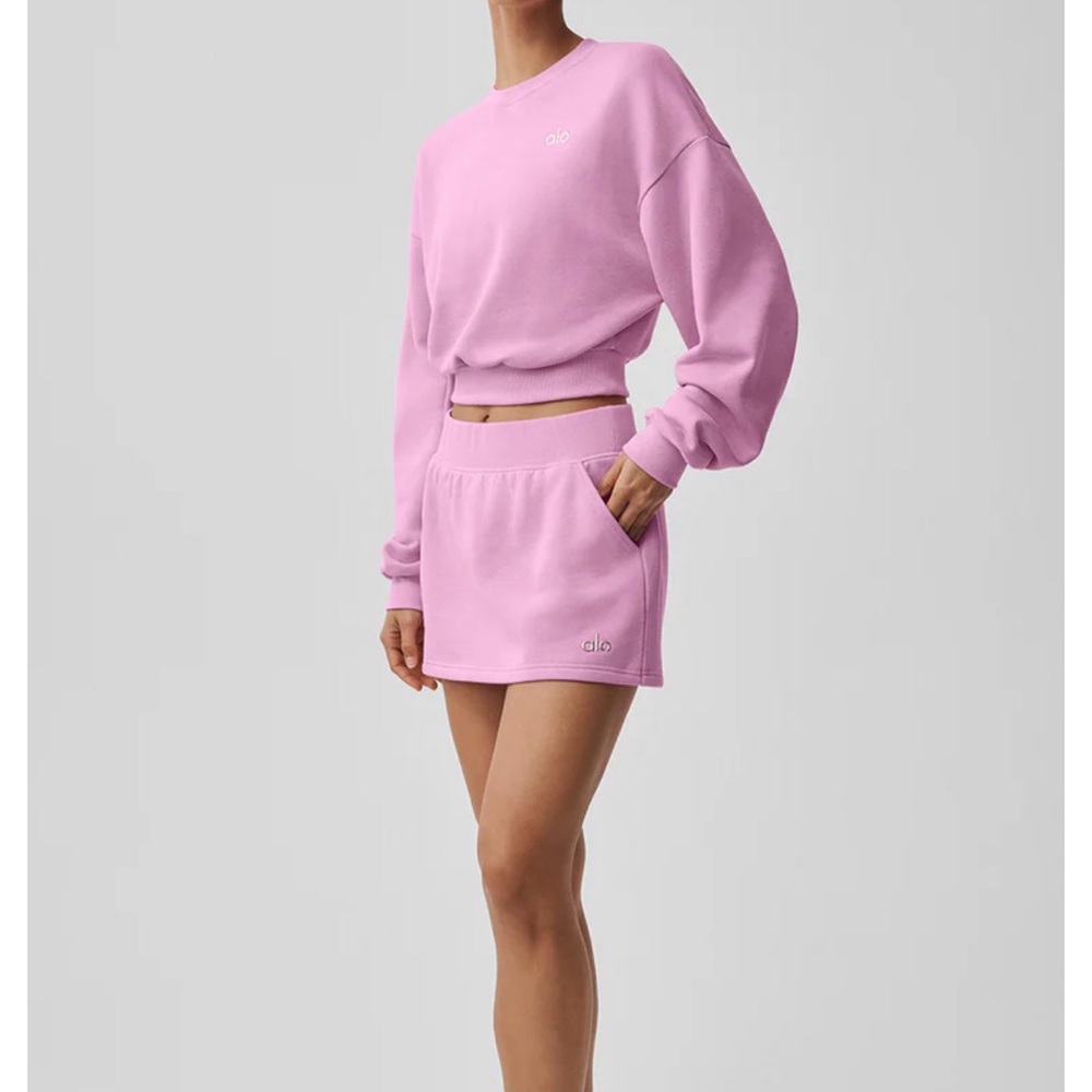 Alo yoga accolade skirt candy heart pink
